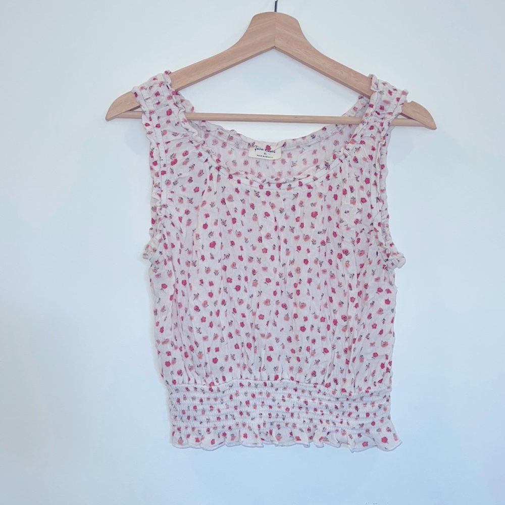 Free Kisses Pink and White Floral XL Elastic Crop Tank Top